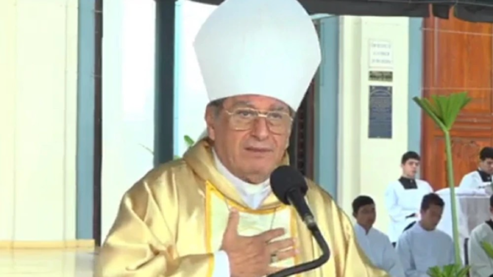 Obispo resalta los gestos de amor, le preocupa la adicción y advierte sobre la soberbia