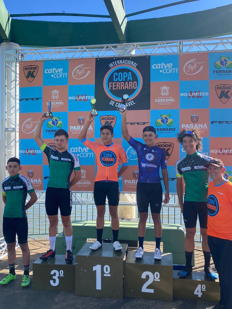 Joven Pedrojuanino se corona Campeón Nacional de Ciclismo