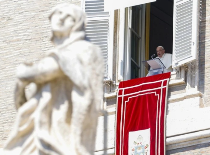 Papa Francisco advierte de que la Tierra se está “dirigiendo a la ruina”