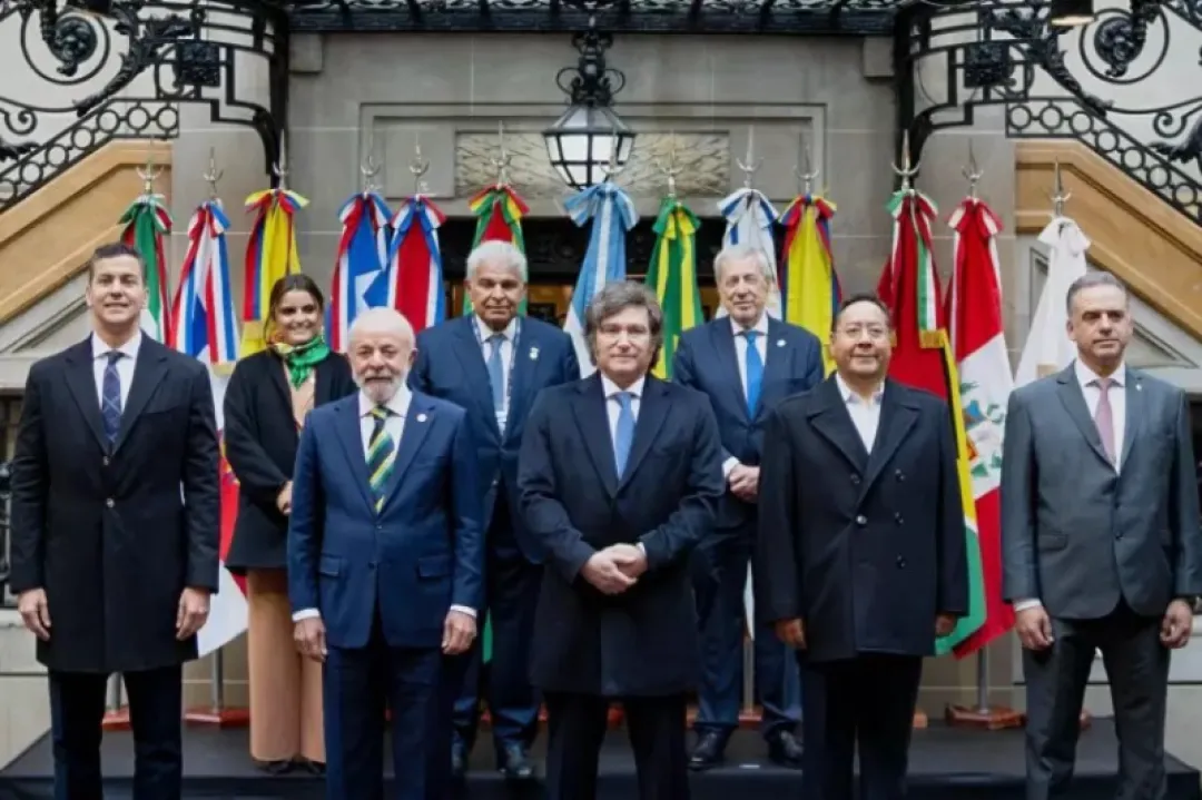 Mandatarios del Mercosur acuerdan impulsar el comercio, la salud y la infraestructura fronteriza
