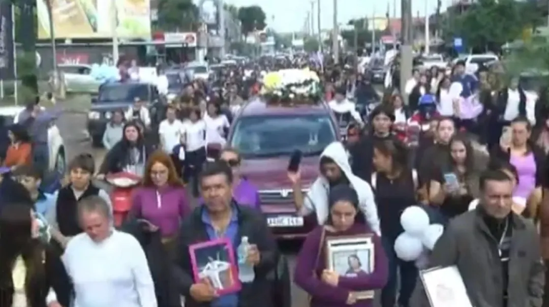 Coronel Oviedo da un emotivo adiós a María Fernanda: “Fracasamos como sociedad”
