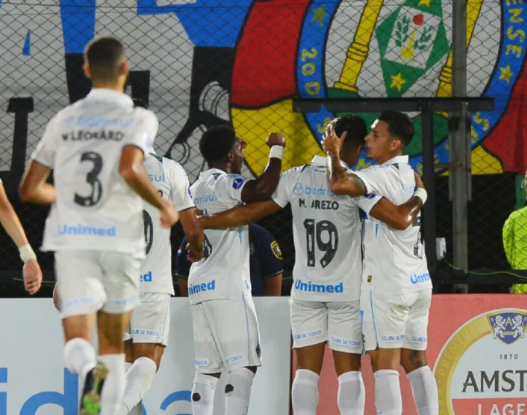 Sportivo Luqueño tropezó ante Gremio por 2-1 por la CONMEBOL Sudamerican