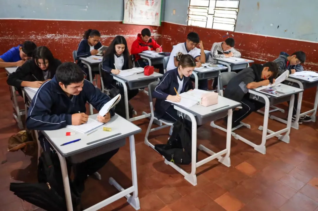 Frío intenso: Educación otorga autonomía a escuelas para proteger a estudiantes