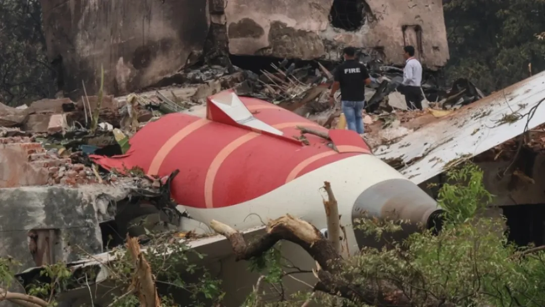 Hallan una grabadora de video del avión siniestrado, una nueva pista para la investigación