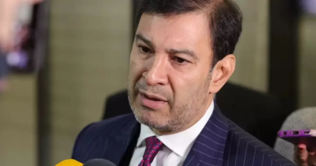 Silvio Ovelar opina que a dos años de gestión, Peña necesita hacer cambios