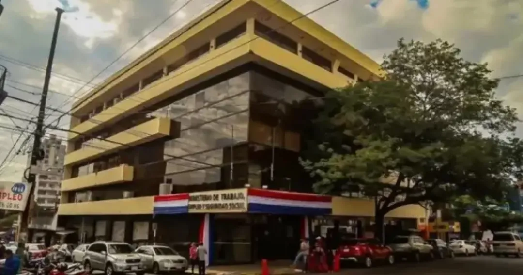 Hackeo diario: ahora le tocó al portal del MTESS
