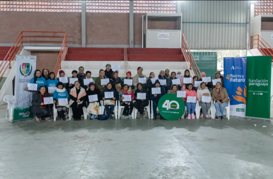 “Raíces y Futuro”: comunidades vulnerables se capacitan en tenencia de tierras, liderazgo y educación financiera