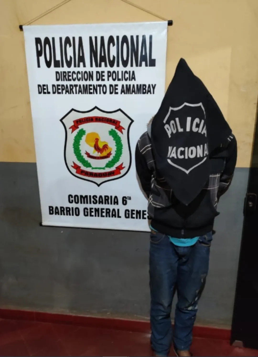 Albañil llega ebrio a su casa, golpea a su pareja y luego es detenido por la Policía en PJC