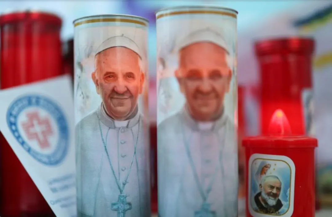 El papa Francisco sufrió una crisis “aislada” de broncoespasmo: los médicos necesitan 24 horas para evaluar las consecuencias