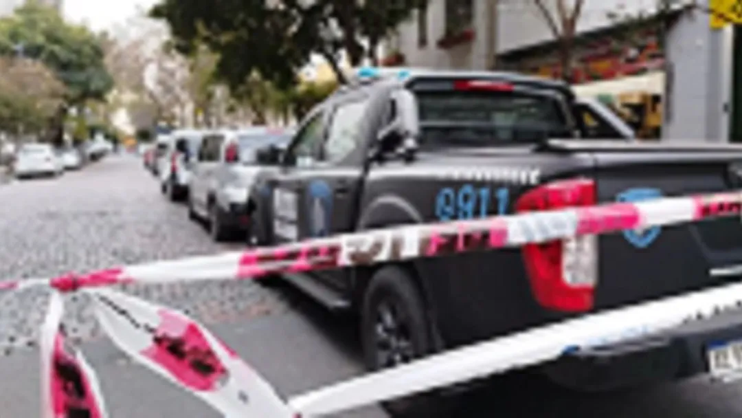 Horror en Argentina: Mujer mata a puñaladas a su esposo e hijos y luego se quita la vida