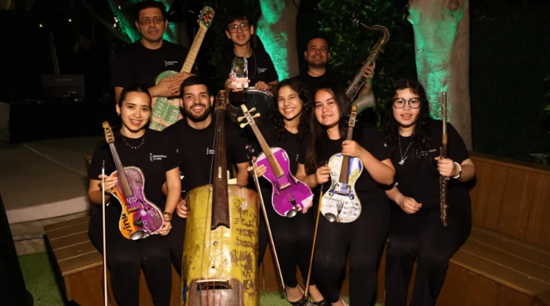 Basura, el próximo musical de Gloria Estefan que cuenta la historia de la Orquesta de Cateura