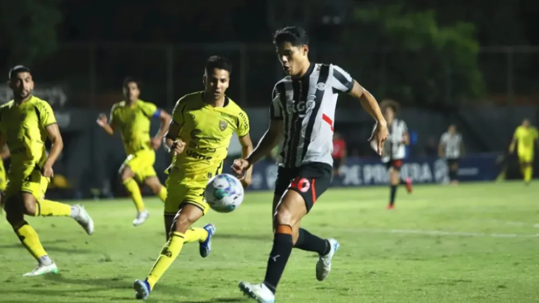 Recoleta FC y Libertad empataron 1-1, en el Martín Torres en el inicio de la fecha 14